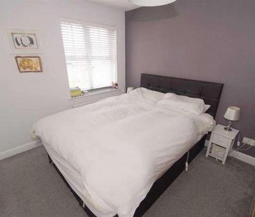 Boothroyd Drive, Leeds, LS6 - Photo 4