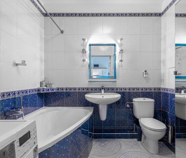 Do wynajęcia gustowny apartament blisko metra - Zdjęcie 2