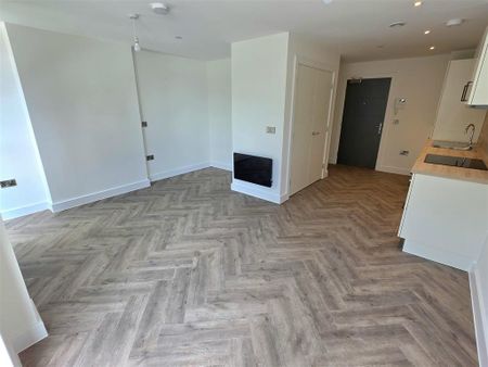 Studio to rent - Photo 3