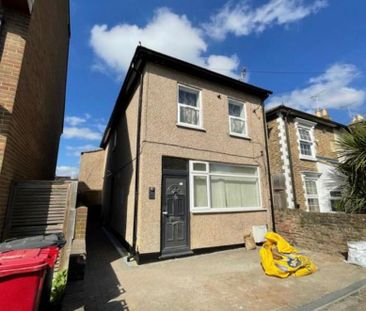 3 bedroom detached house to rent - Photo 1