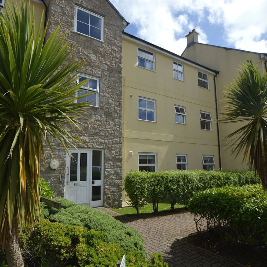 Madison Close, Hayle, Cornwall, TR27 - Photo 1