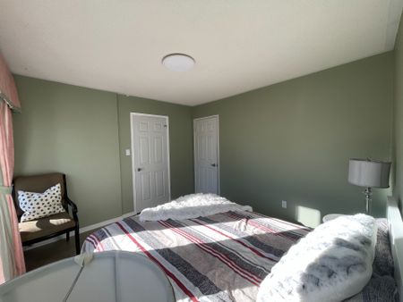 For Lease - 1163 Rosethorne Road Unit# Upper, Oakville, Ontario - Photo 2