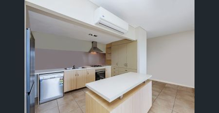 Riverfront Living in the heart of Douglas - It doesn't get any better than this - Photo 3