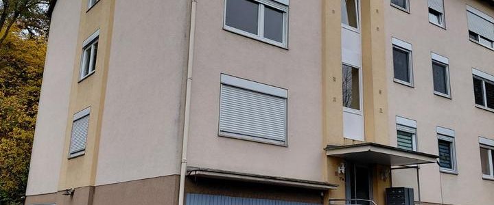 Neu modernisierte 1-Zimmer Wohnung in Aschaffenburg-Damm - Photo 1