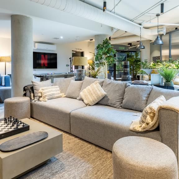 Studio to rent - Photo 1