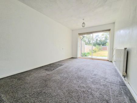 2 bedroom bungalow to rent - Photo 2