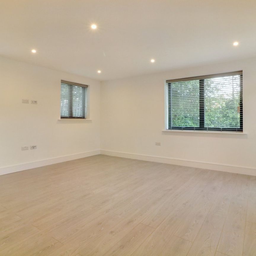 Flat 1, Ariyana Court, Ealing Road, Wembley, HA0 - Photo 1