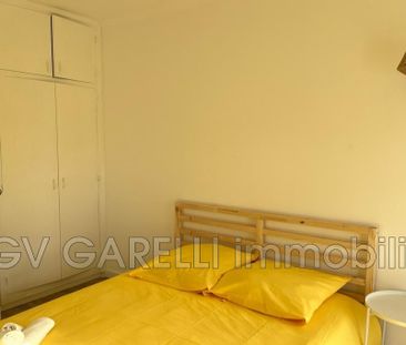 Location Appartement 5 pièces 100m² TOULON 83000 - Photo 4