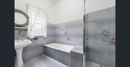 Immaculate home in a convenient pocket! - Photo 5