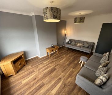 Eden Gardens, Leeds, LS4 - Photo 2