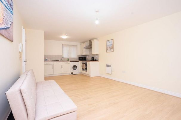 2 bedroom apartment to rent - Photo 1