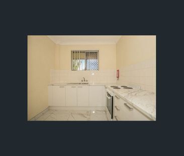 Low-Maintenance Living in a Convenient Moorooka Location - Photo 2