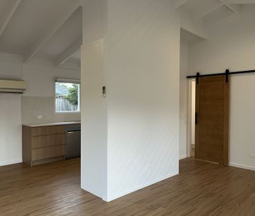 Fully Renovated Coastal Gem! - Photo 6