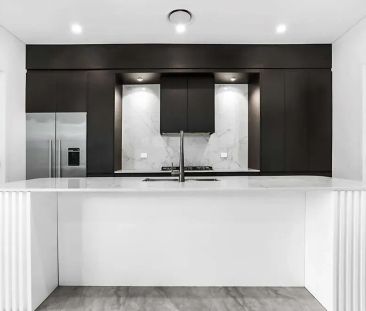 A State-of-the-Art Near-New Two-Storey Luxury Duplex in Prime Punch... - Photo 4