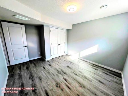 BSMT 1824 Erker Way Northwest - Photo 3