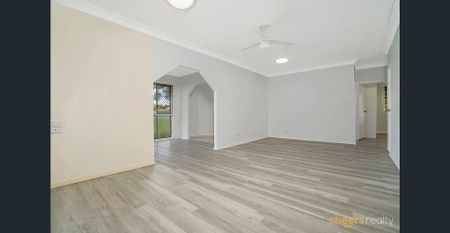 Large Family Home on 5,000m² I Prime Park Ridge Location I Move In Now! - Photo 3