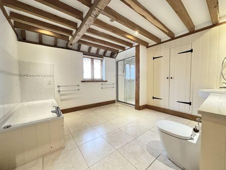 2 bedroom property to rent - Photo 4