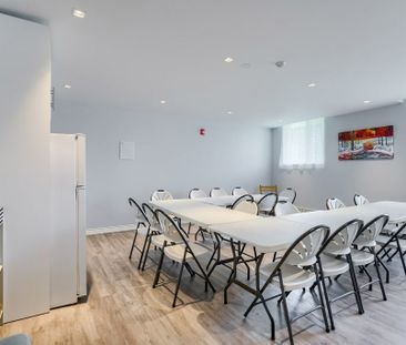 Imperial Towers - Photo 2