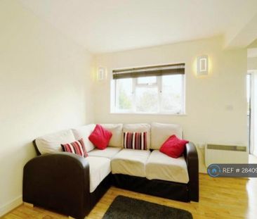 1 bedroom flat to rent - Photo 2