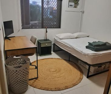 Larrakeyah - Photo 2