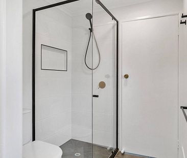 Charming one-bedroom unit - Photo 4