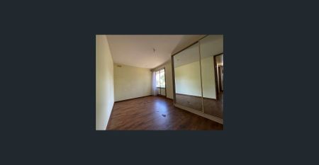 3 Bedroom House - Photo 2