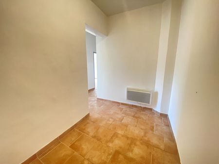 Location appartement 2 pièces, 51.76m², Lézignan-Corbières - Photo 4