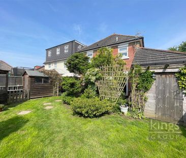 3 bedroom detached house to rent - Photo 3