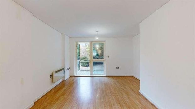 Harry Zeital Way,upper Clapton, E5 - Photo 1