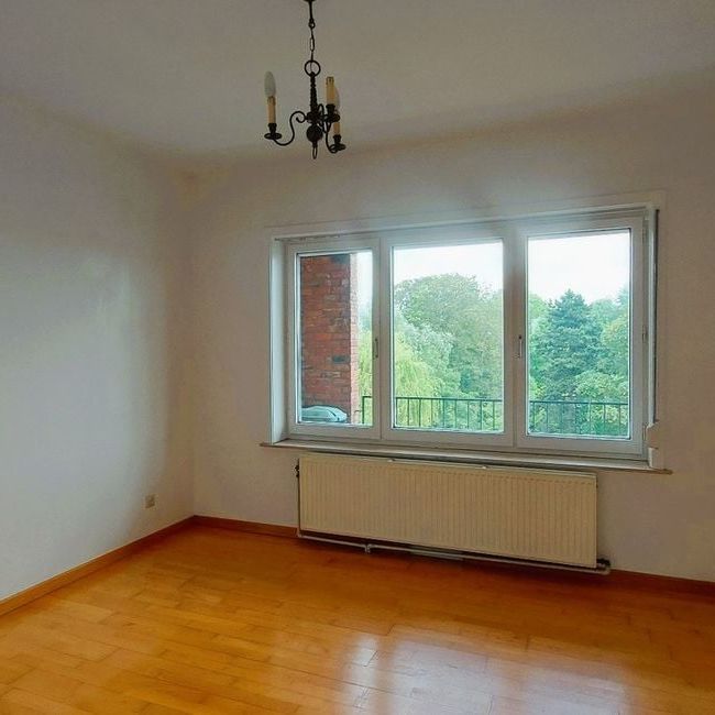Appartement te huur in Kortrijk voor € 750 met 2 slaapkamers - Photo 1