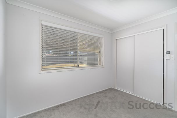4 Zinnia CRT, Middle Ridge QLD 4350 - House For Rent | Domain - Photo 1