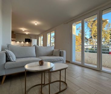 Appartement à louer 2 pièces • 52,60 m2 Toulon - Photo 2