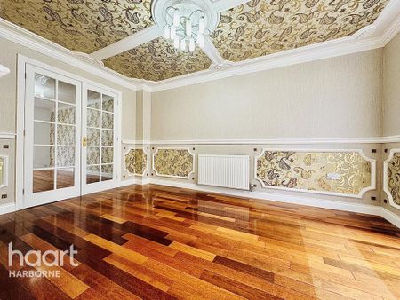 6 bedroom townhouse to rent - Photo 3