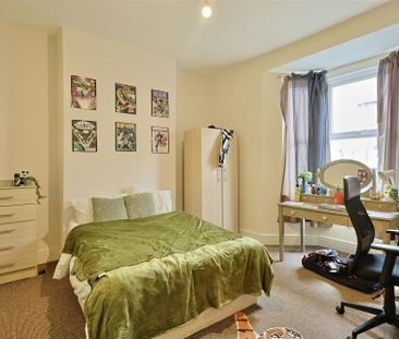 2 bedroom Student Flat to rent in Warwick Street, Heaton, Newcastle... - Photo 6