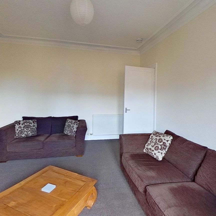 3 bedroom apartment to rent - Photo 1