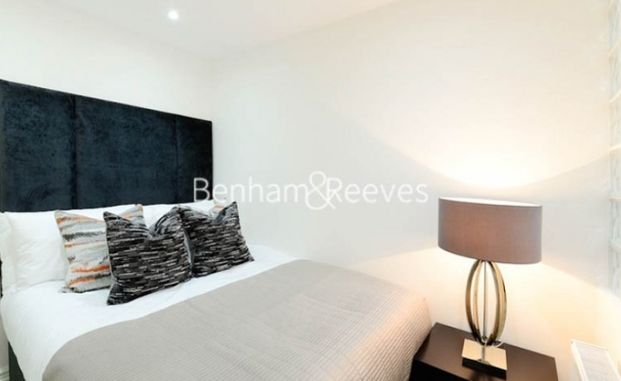 1 Bedroom flat to rent in Somerset Court, Kensington, W8 - Photo 1