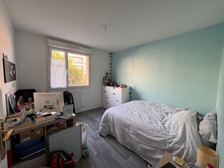 Location Appartement 4 pièces 86m² - Photo 4