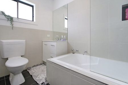 Charming & Modern Family Home with Scenic Views - Photo 5