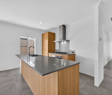 4 Bedroom Family Home - Photo 1