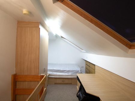 2 bedroom terraced house to rent - Photo 3