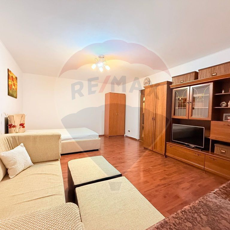 Garsonieră de închiriat | Prima închiriere | Uverturii... - Fotografie 1