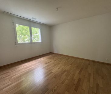 One month's net rent offered and a flat-rate contribution to moving... - Photo 3