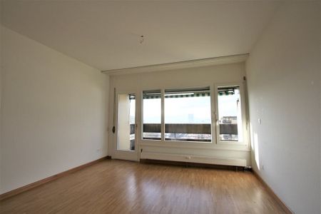 Grosszügige 5.0-Zimmerwohnung mit Dachterasse und Weitblick - Photo 4