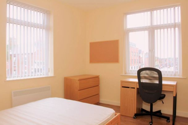 Queens Road (2 bed) - Photo 1