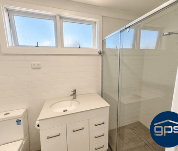 Spacious Family Home in the Heart of Merrylands - Photo 6