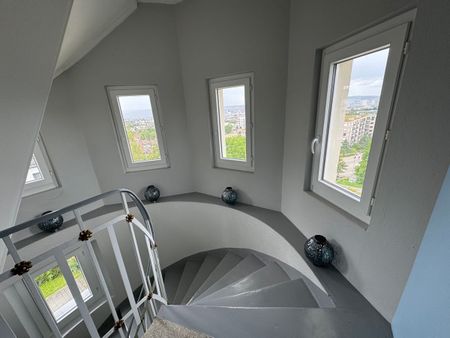 Einmalige Gelegenheit - Lichtdurchflutete Wohnung mit privater Dachterrasse über Zürich - Photo 2