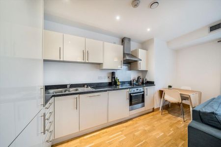 1 bedroom flat to rent - Photo 3