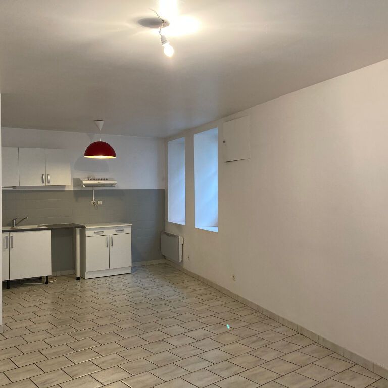 Location maison 4 pièces, 82.86m², Fontenay-le-Comte - Photo 1