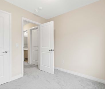For Lease - 585 Colborne Street Unit# 109, Brantford, Ontario - Photo 2