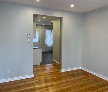 8120 Av. Wiseman - Photo 3